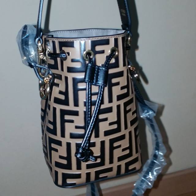 fendi mini mon tresor