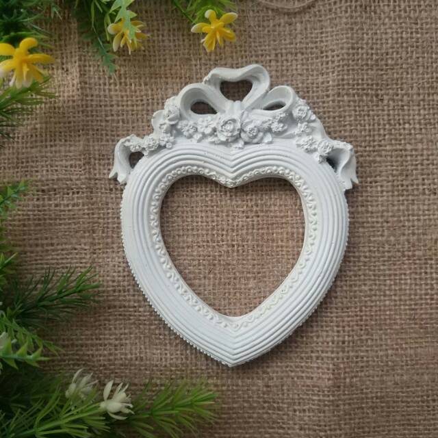 

Frame resin love pita