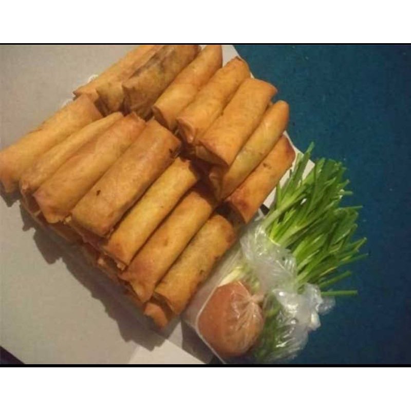 

lumpia ayam,rebung rempah isi (5pcs)