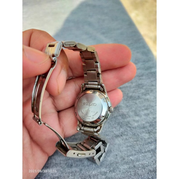 jam tangan Seiko 5 otomatic