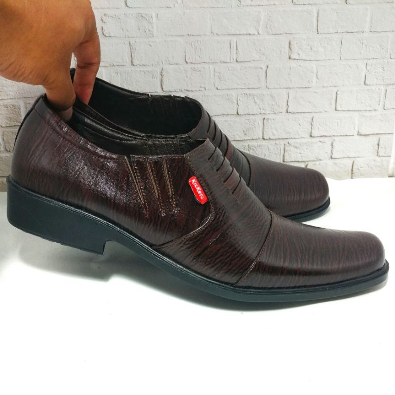 Kickers Sepatu Pantofel Pantopel Pria Bahan Kulit Asli 100% Elegan Murah Warna Coklat Kode PX.10