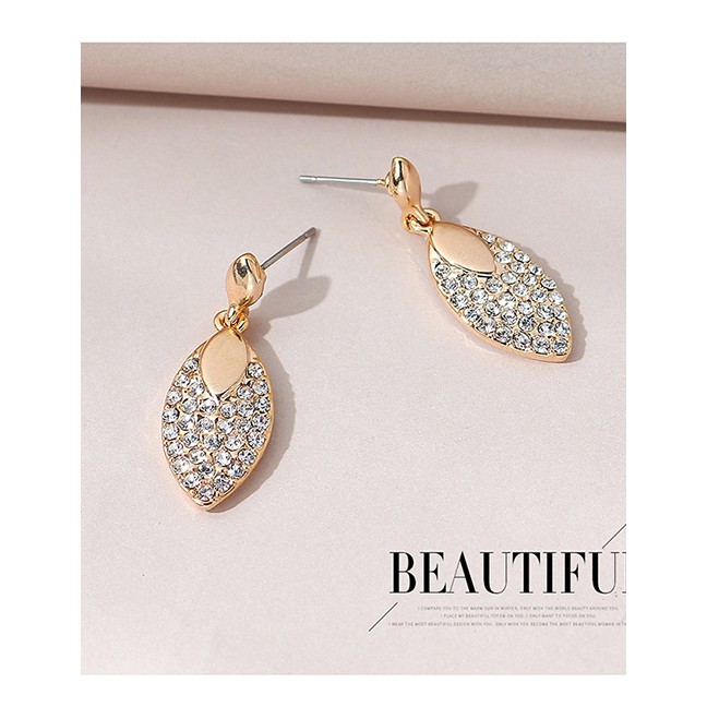 LRC Anting Tusuk Fashion Gold Color Diamond Leaf Alloy Y65521
