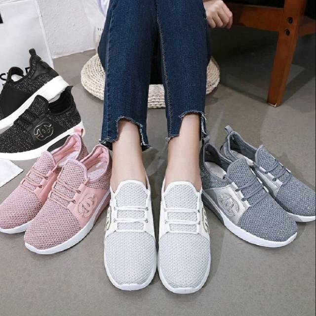 LADIES FASHION CHANEL SHOES