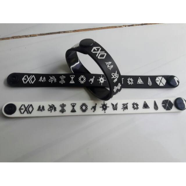 Gelang exo kancing wristband exo kpop