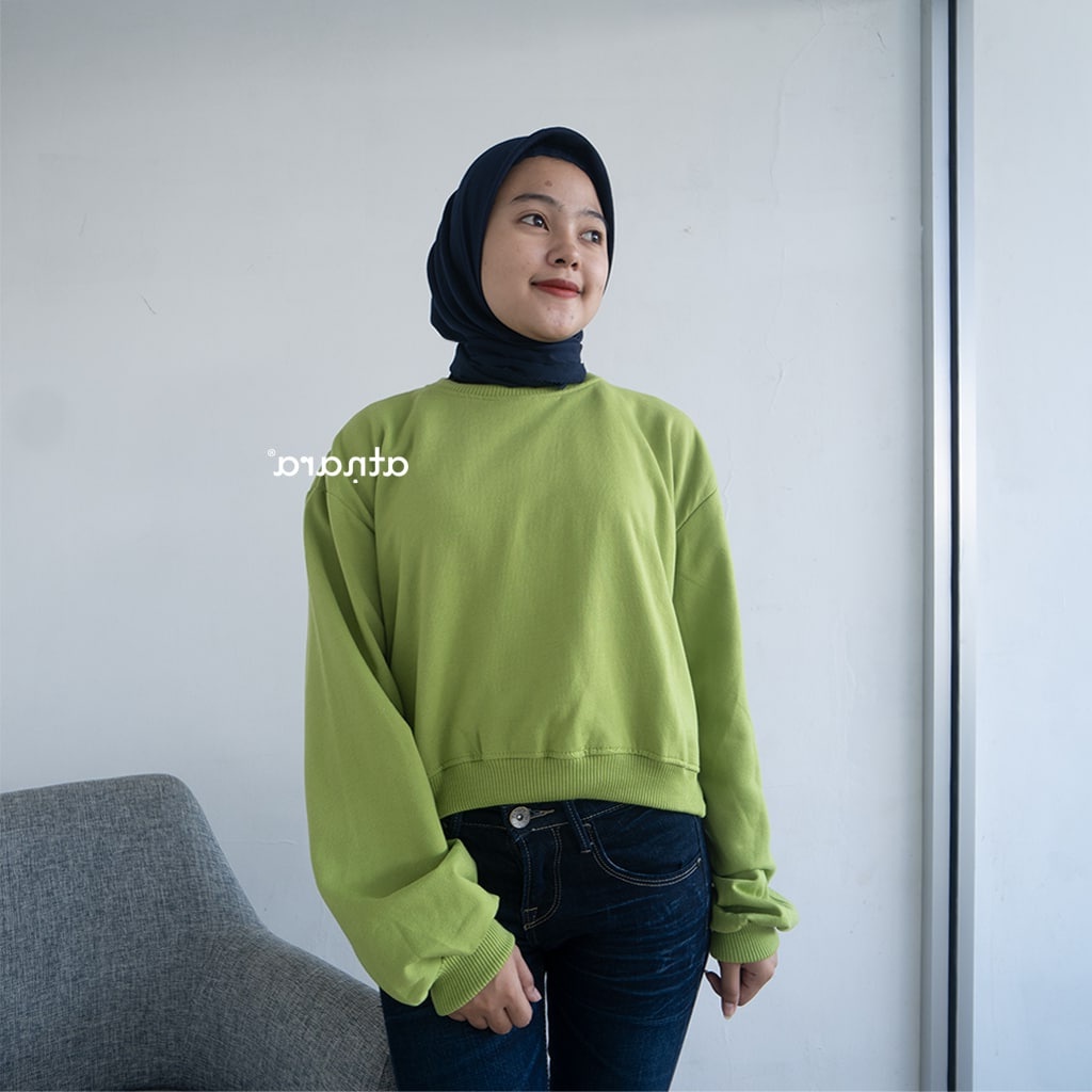 Nara Grosir - Kawaii Oversize l Sweater Crop Wanita