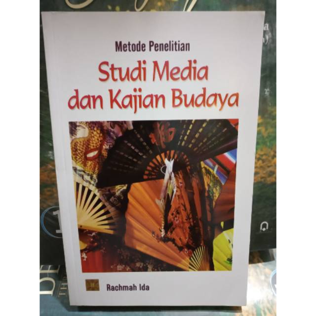 Buku Studi Media dan Kajian Budaya