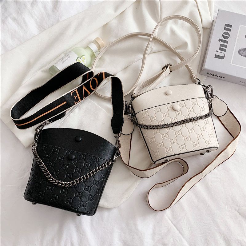 38899sj TAS SELEMPANG SLING BAG FASHION IMPORT KOREA WANITA TERBARU CANTIK MODIS KEREN KEKINIAN