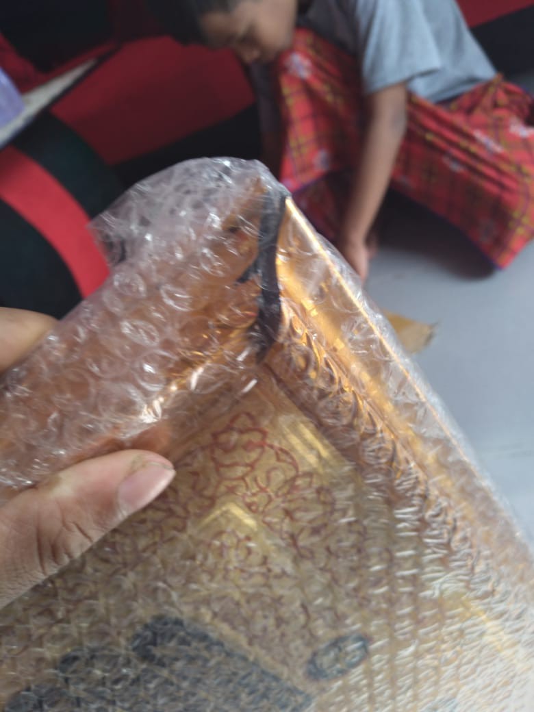 Kaligrafi Hologram Amas Timbul Uk.42cm X 62cm