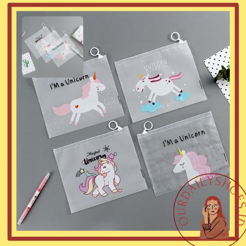 

Cuci Gudang Awal Tahun zipper lucu unicron tempat pensil #BISACOD AC34 Cuci Gudang Awal Tahun