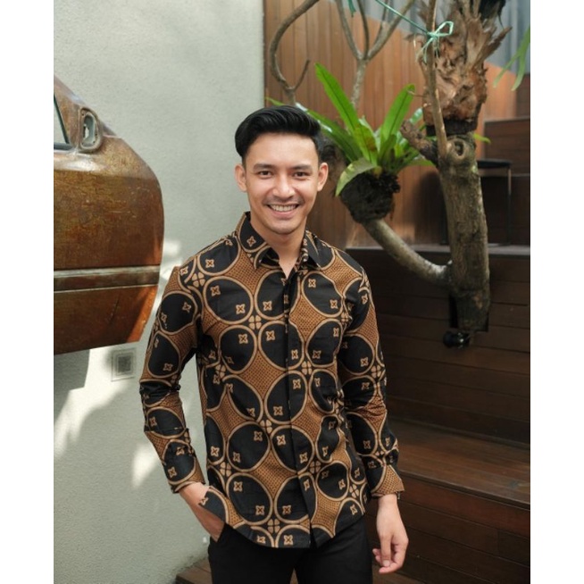 BATIK OFFICIAL Kemeja Batik Pria Modern Lengan Panjang Casual Modis Slim Fit Trendy Masa Kini Modern