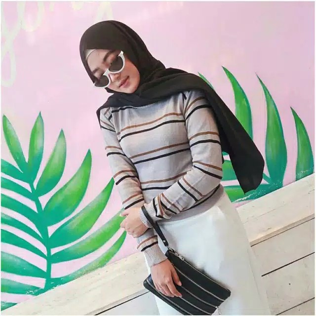 STRIPE KNIT MOURA