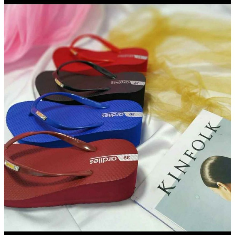 sandal spons ardiles cewek