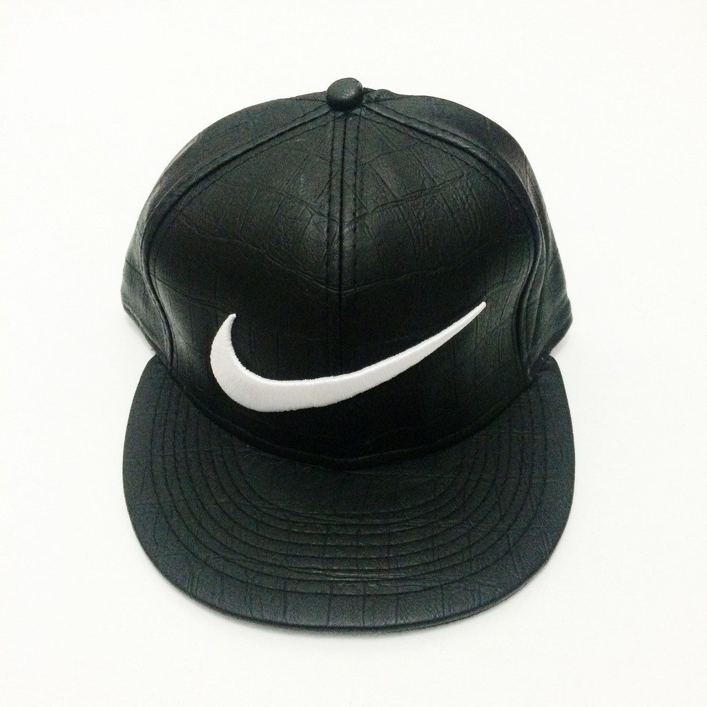 Topi Snapback Nike Kulit Hitam Bordir Putih import murah