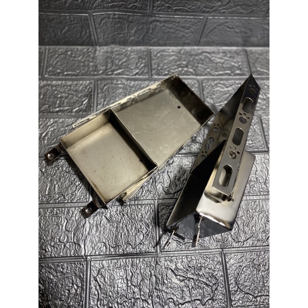 Pangkon aki gl100 aki model berdiri dudukan aki gl100 pangkon aki gl100 slim