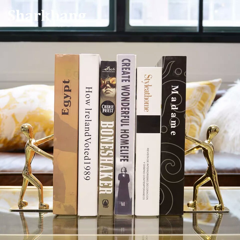 

Book Standing Decorative Creative Table Shelves / Pembatas Buku Gold bahan Besi / Tempat Buku Dekorasi / Dekorasi Rumah Hiasan Pajangan Buku / Metal Bookstand / Penahan Buku