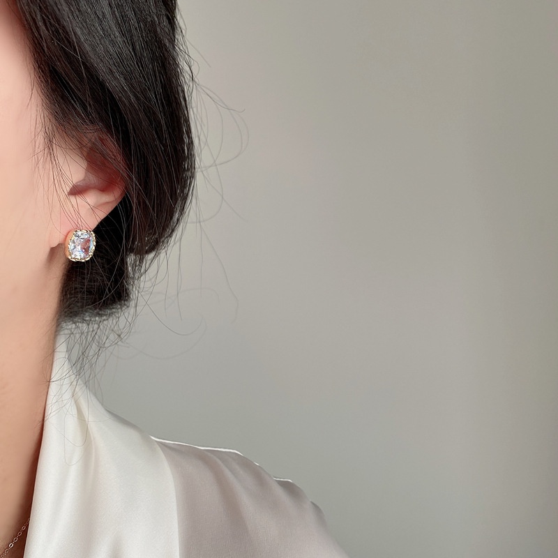 Anting Tusuk Bentuk Kotak Hias Berlian Imitasi Gaya Korea Selatan / Retro High quality Untuk Wanita