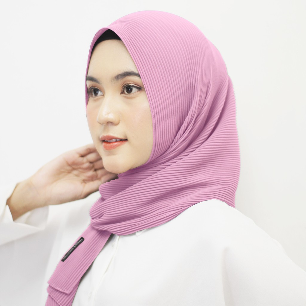 Beli 5 Gratis 1 Pashmina Plisket Cerutty Premium 180 x 75 cm-Pinky