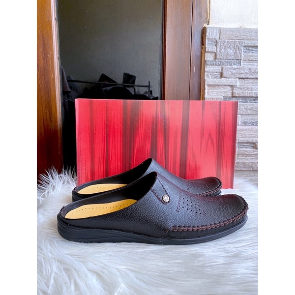 PSPGN.CO | ORIGINAL BRAND DONARICHIE IN COFFEE SELOP PRIA KULIT BUSTONG MULES TUTONG SLIDE KASUAL SU