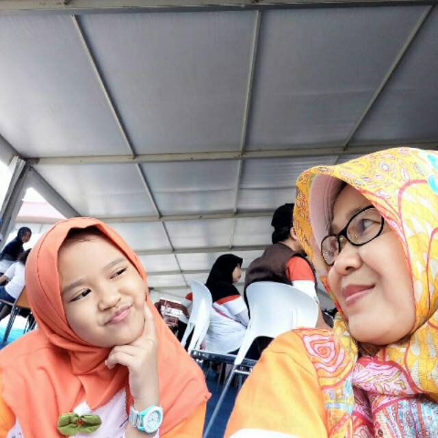 endah_mustikaningsih