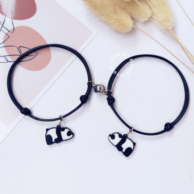 GELANG COUPLE / GELANG MAGNET KARAKTER PANDA / GELANG PERSAHABATAN