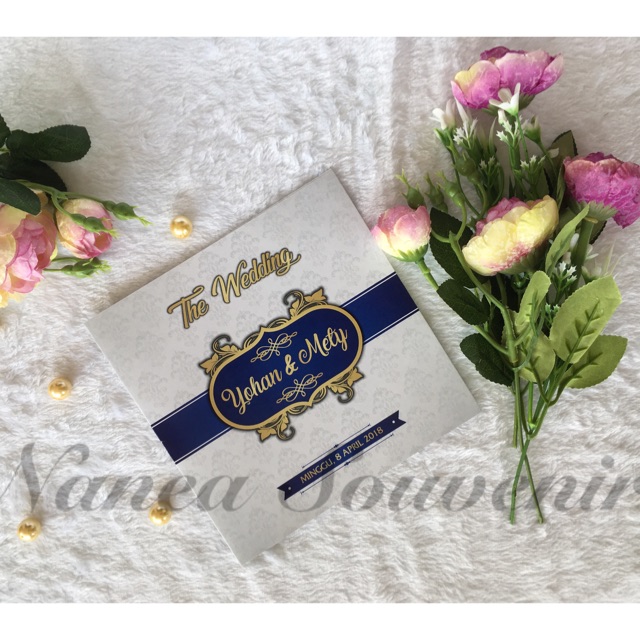 Undangan/ undangan custom/ undangan kotak / undangan nikah/ undangan nikahan/ undangan full color