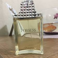 Parfum possess man