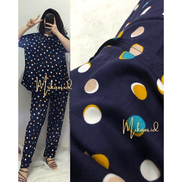 (COD) One set Piyama Abstrak Jumbo fit to Ld120cm | one set piyama rayon jumbo | one set pajamas Jumbo-POLKA NAVY LD120cm
