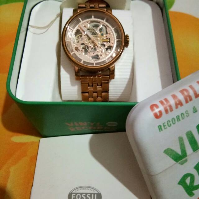 Preloved Jam tangan cewe Fossil