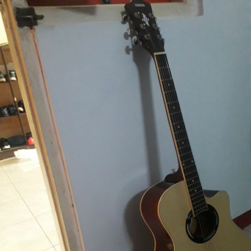 guitar Yamaha APX 500 II