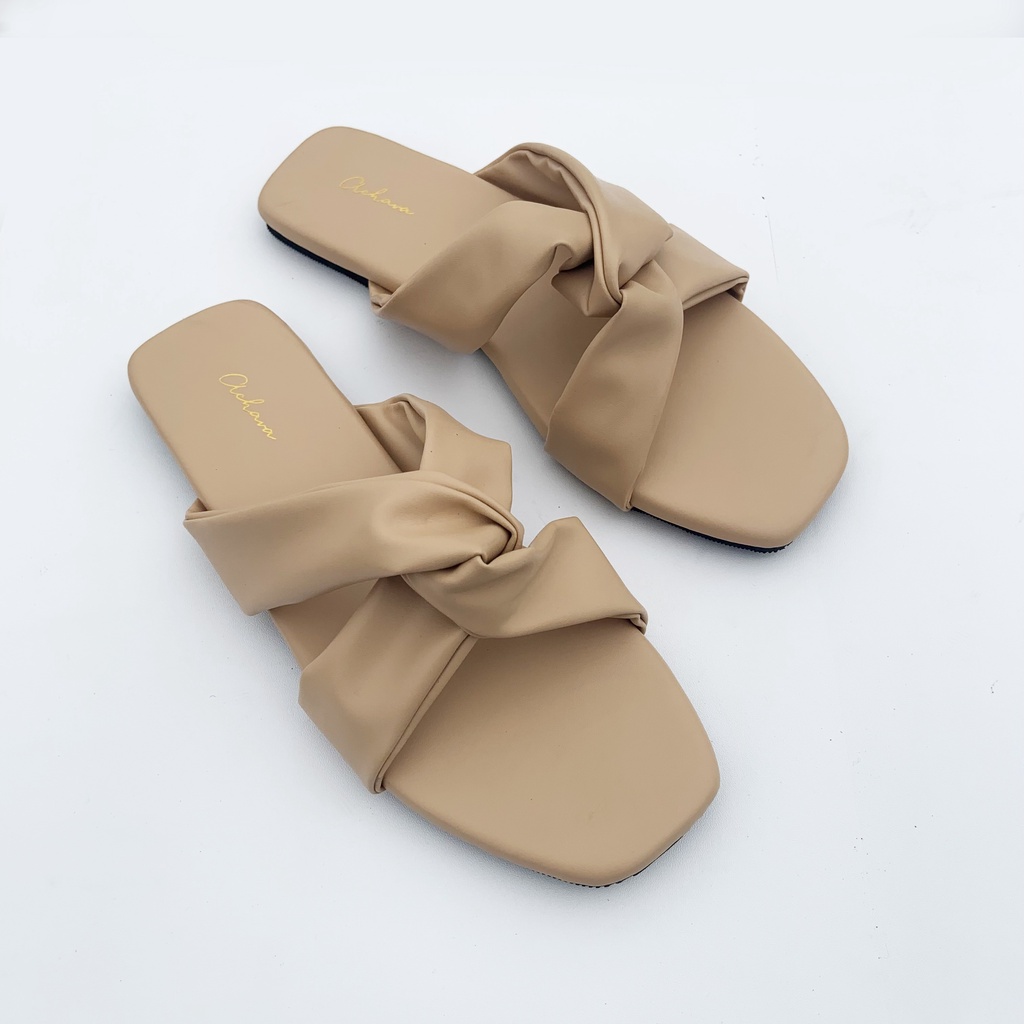 ACHAVA Sandal Wanita Cary Sendal Teplek Kenkinan-LIGHT.BROWN