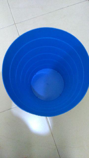 Zahira.shops - Tempat Sampah, Biru  - Fniss