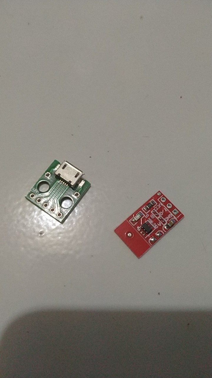 Wisonda  Ttp223 Modul Tombol Sentuh Kapasitor Single Channel Self-locking Sensor Sentuh