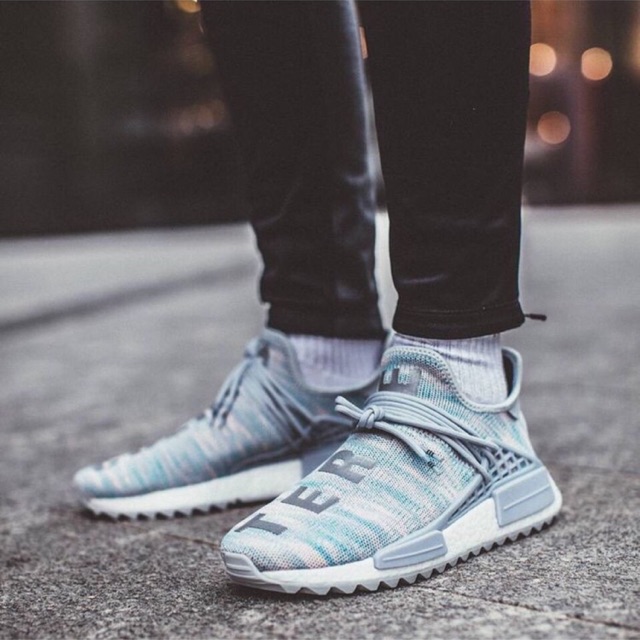 PHARRELL WILLIAM X ADIDAS NMD HU COTTON CANDY