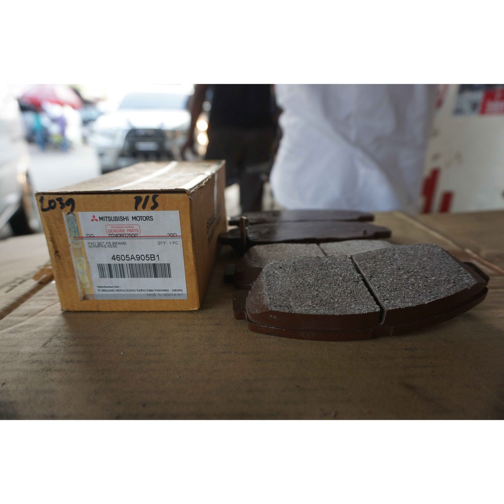 Brake Pads Kampas Rem Depan Mitsubishi L300 Diesel New ASLI KTB!