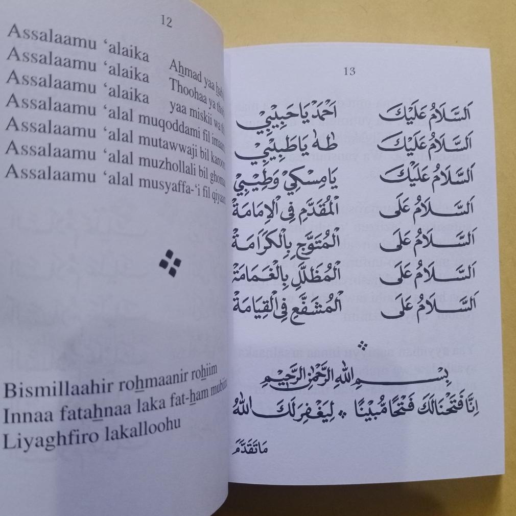 [KODE BARANG 3127] Buku Maulid Simtudduror Arab-Latin kitab Simthud Duror Simtud Durar transliterasi