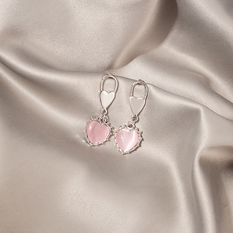 Anting Tusuk Motif Hati Warna Pink Untuk Wanita