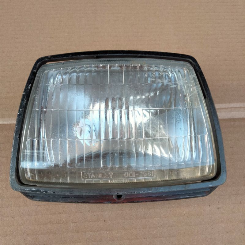 reflektor depan headlight headlamp Honda C700 C800 supercup supercap