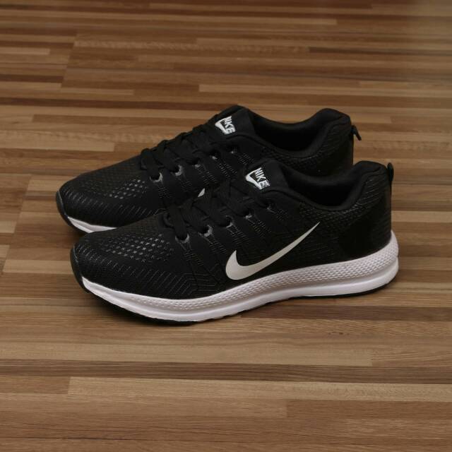 Sepatu Wanita Sneakers Nike Zoom Pegasus