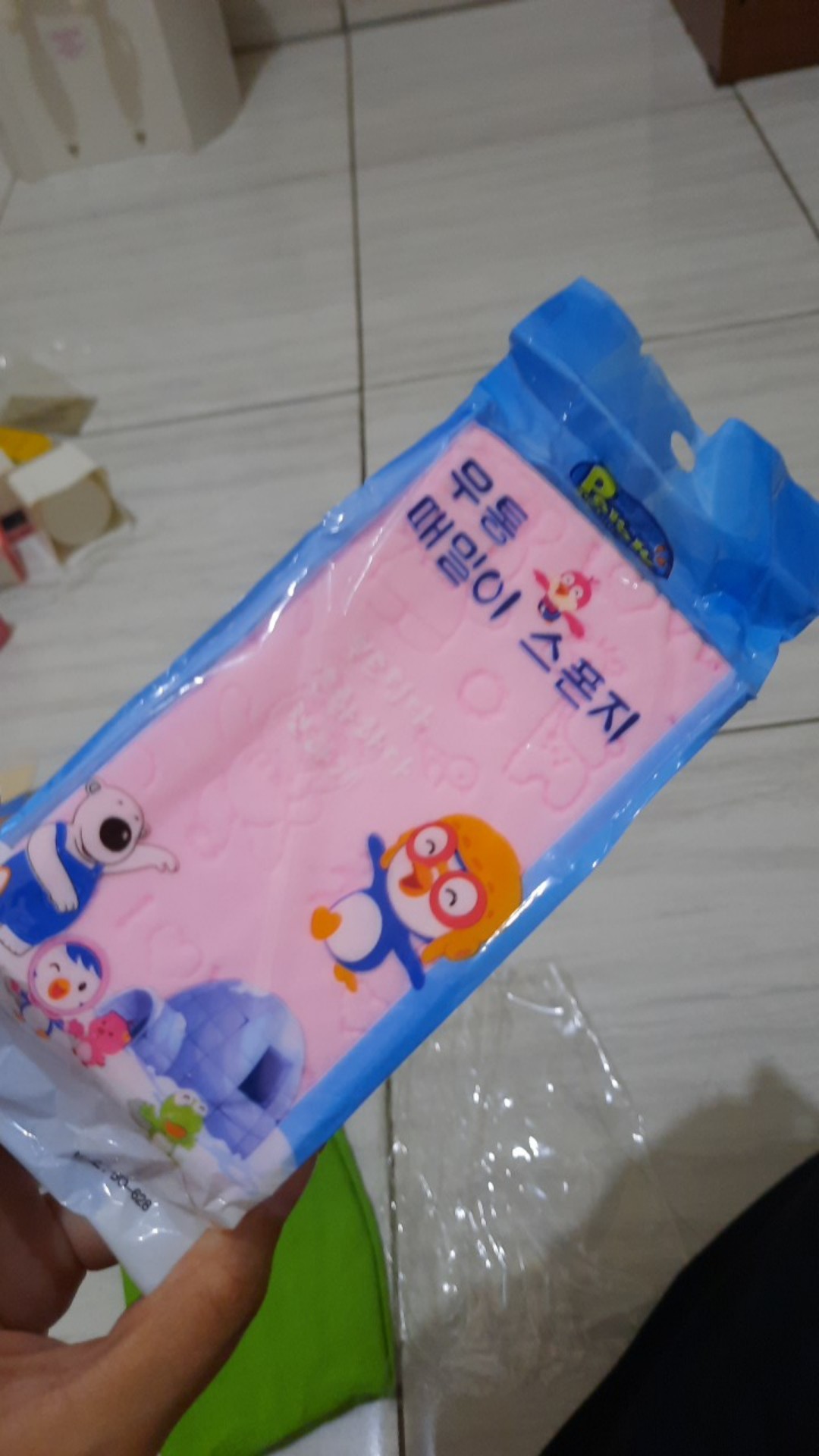 Spons Bath Spon Mandi Pengangkat Daki Pororo