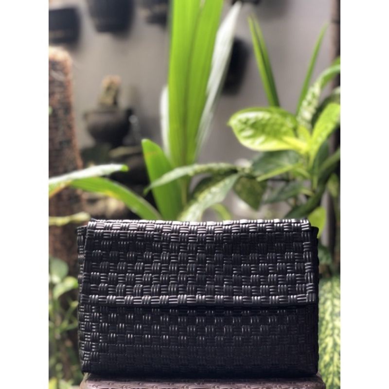 COD Tas dompet anyaman plastik/tas dompet jali/clutch jali