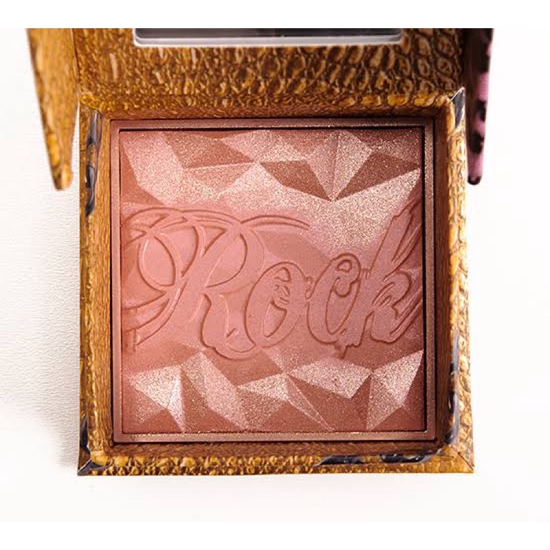 Benefit Rockateur Rose Gold Blush On Make Up / Blusher Powder real size