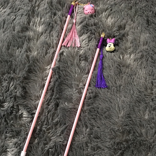 Mainan kucing Lonceng karakter