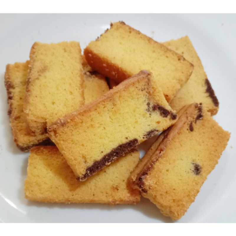 

Cake Kering Tetty Deli