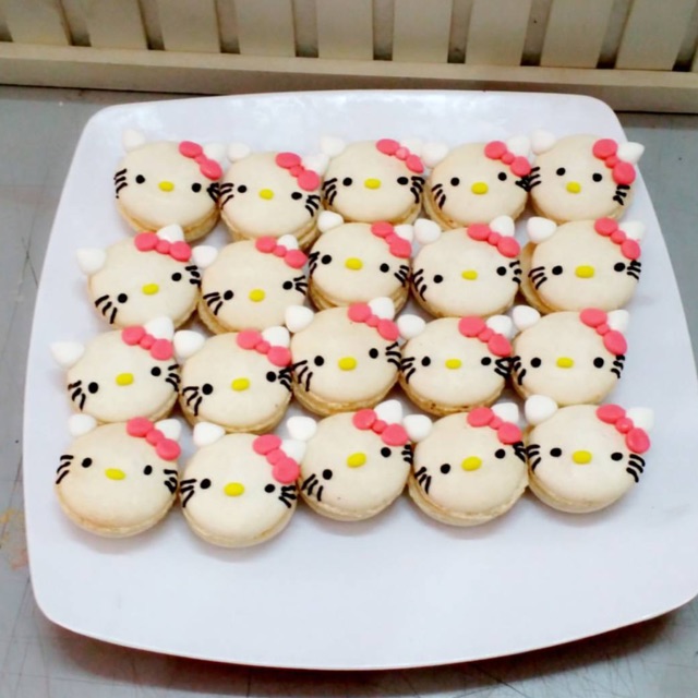

Macarons hello kitty