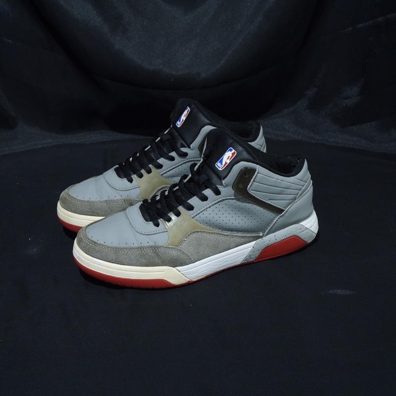 Sepatu basket anta nba original bekas