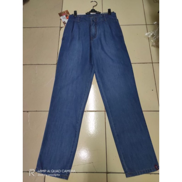 Celana AKO Jeans