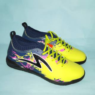  Sepatu Futsal Specs Cyanide TNT  19 FS Zest Green Galaxy 