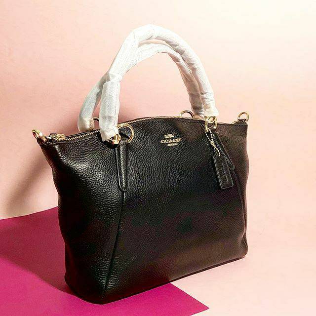 COACH KELSEY SMALL SATCHEL - BLACK
