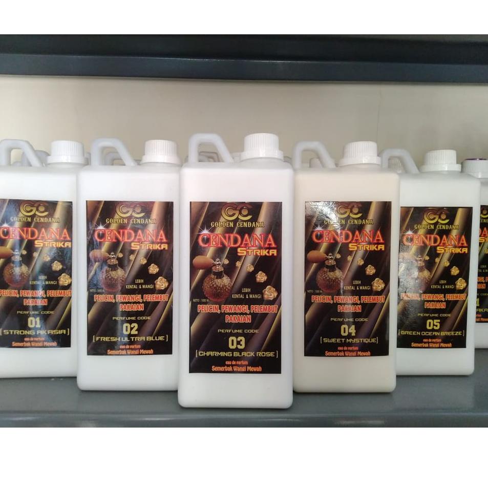 ♚ Golden Cendana Setrika Pelicin, Pewangi, Pelembut pakaian 1 Liter ✹