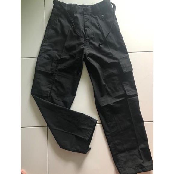 Celana Pdl Hitam Bahan Ripstok Kotak Kotak .Aruansy.Olshop
